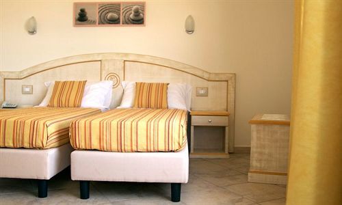 Hotel Raffael Phg Putzu Idu