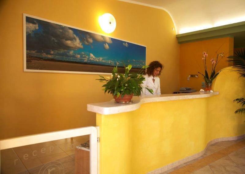 Raffael Phg Hotel Putzu Idu